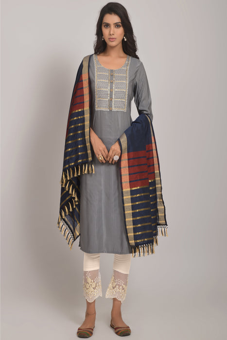 GREY ROUND NECK KURTI WITH LYCRA PANT