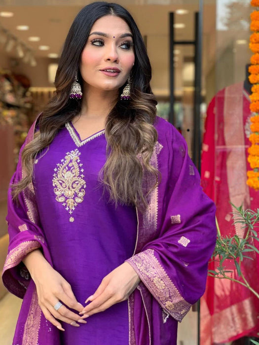 Purple jam Embroidery Kurta Set