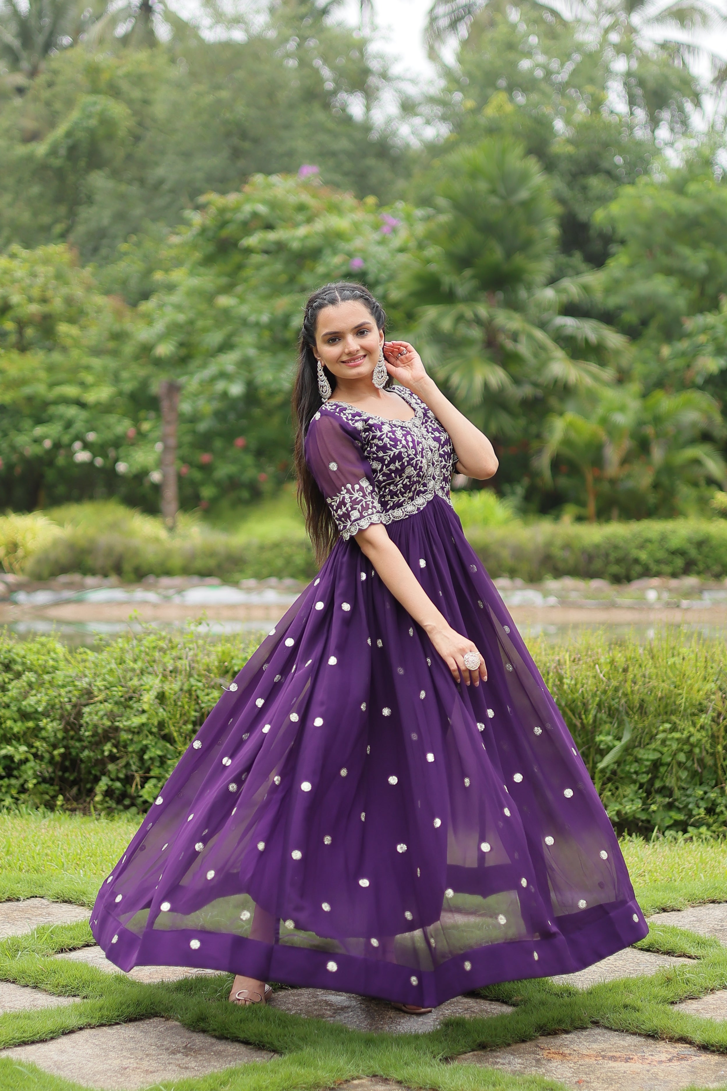 PURPLE FAUX BLOOMING GOWN